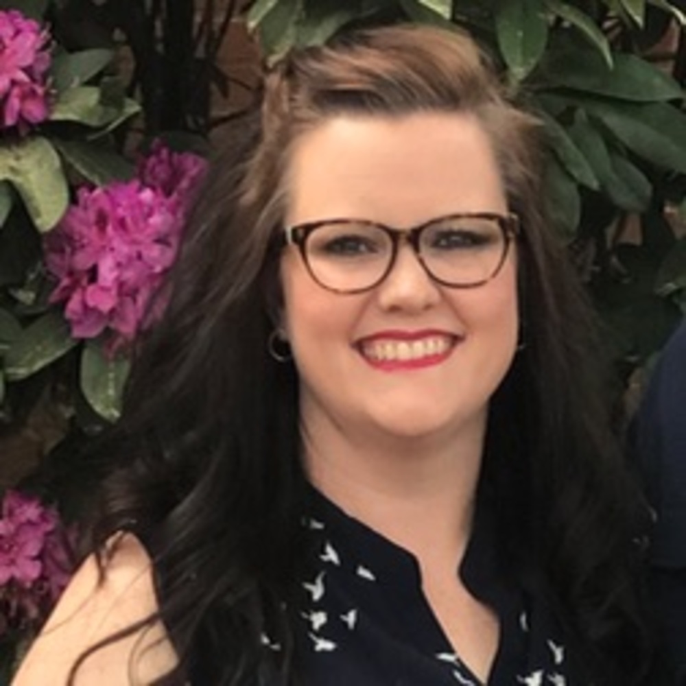 Meet your Posher, Elizabeth